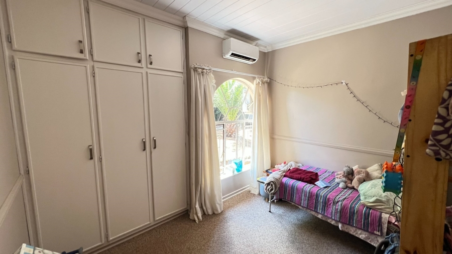 4 Bedroom Property for Sale in Pellissier Free State